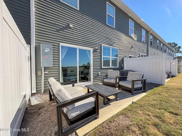$2,500 | 6760 Blacktip Lane, Wilmington, NC 28412