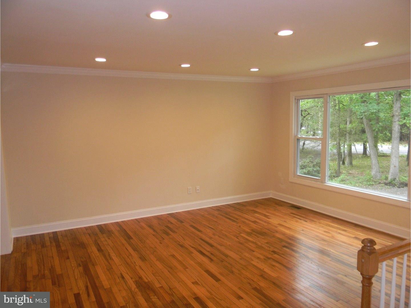 419 Stokes Road Vincentown, NJ 08088 - Photo 2 of 25 Living Room