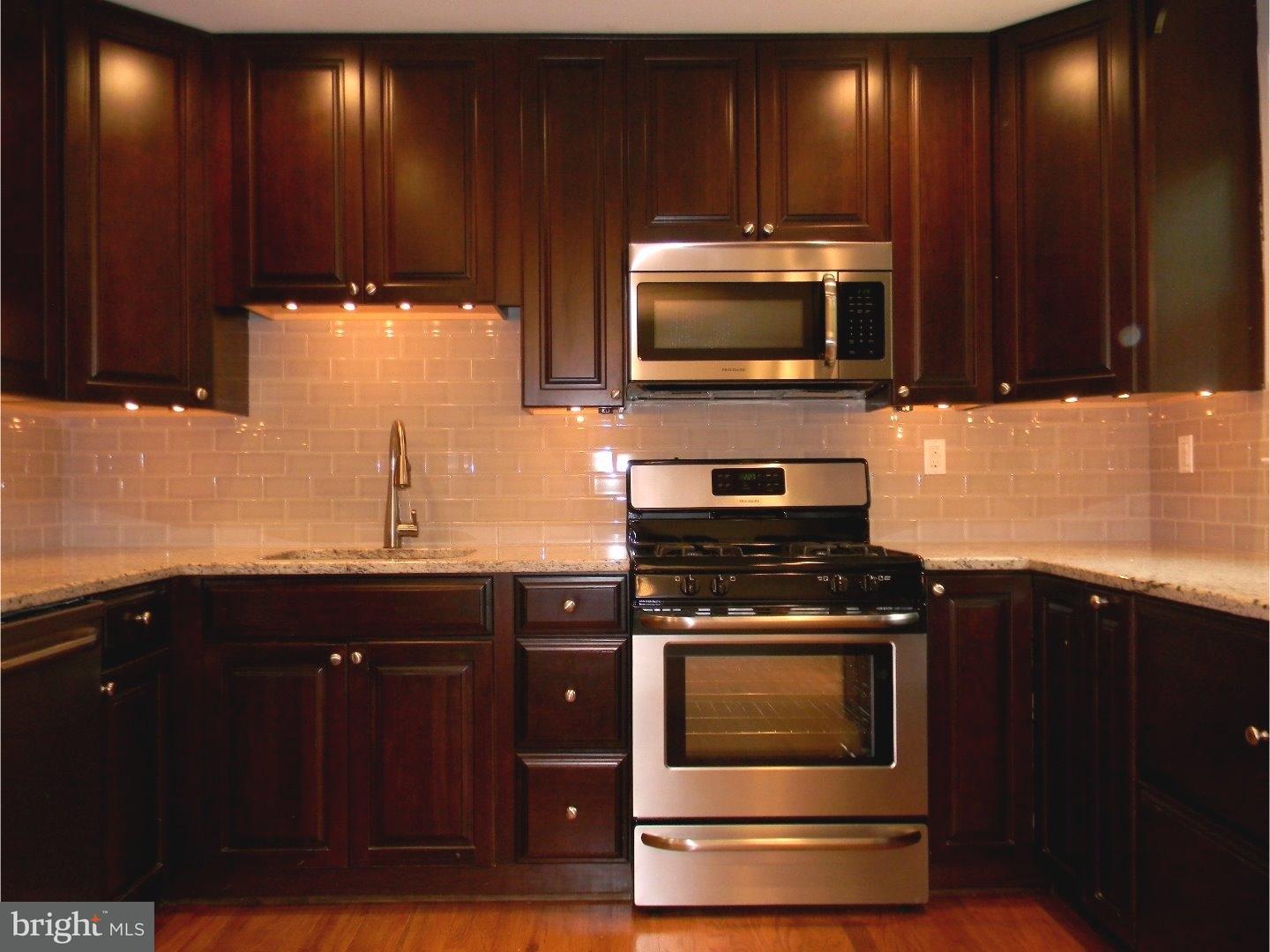 419 Stokes Road Vincentown, NJ 08088 - Photo 5 of 25 Kitchen