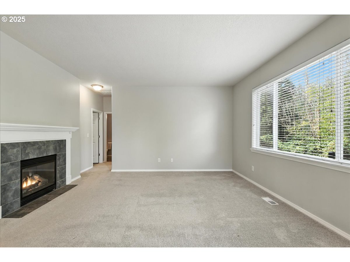 3839 Northwest 9th Loop Camas, WA 98607 - Photo 21 of 48 Family Room