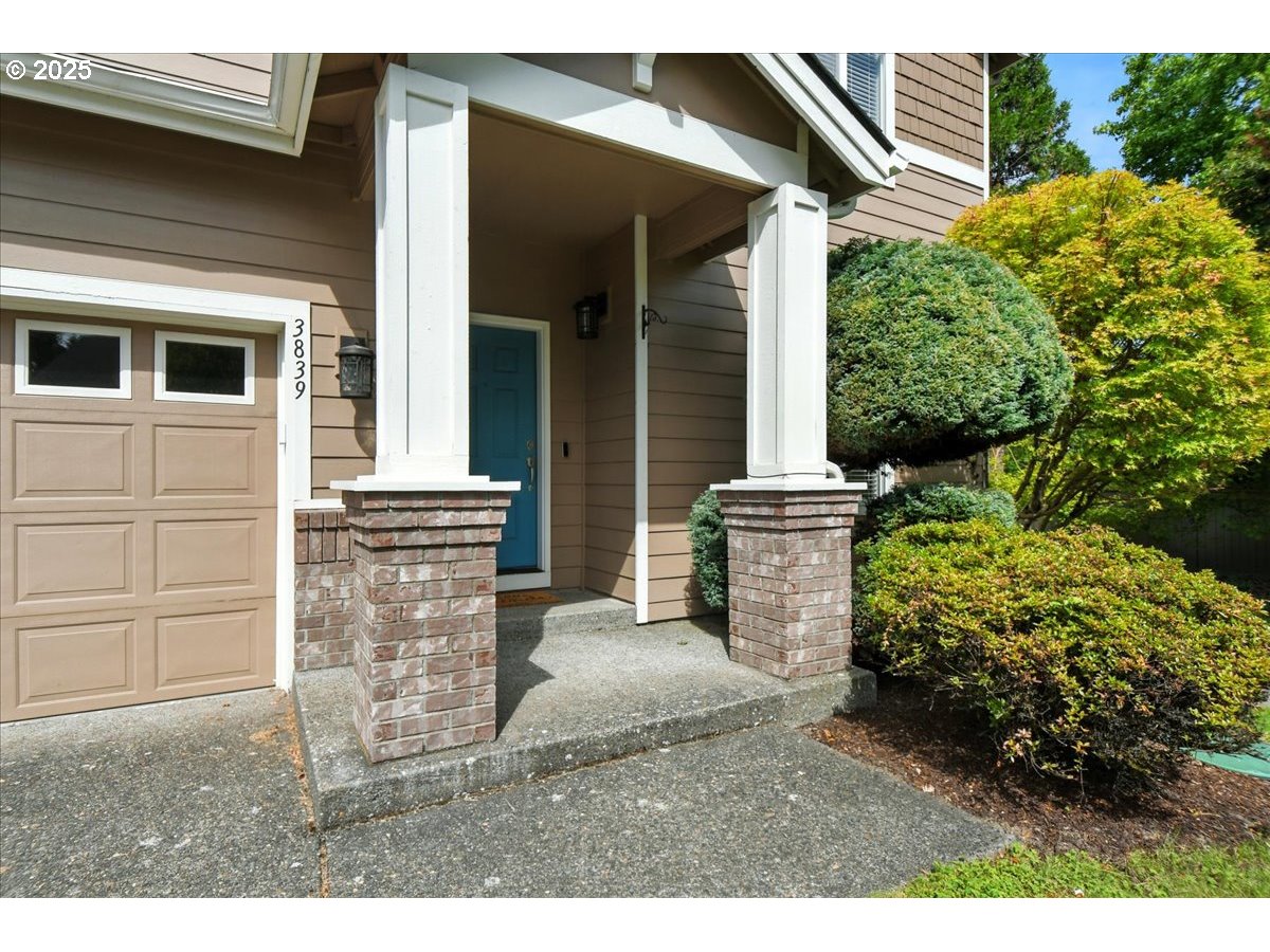 3839 Northwest 9th Loop Camas, WA 98607 - Photo 3 of 48 Gallery Image 3
