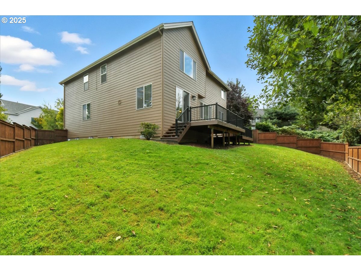 3839 Northwest 9th Loop Camas, WA 98607 - Photo 41 of 48 Yard