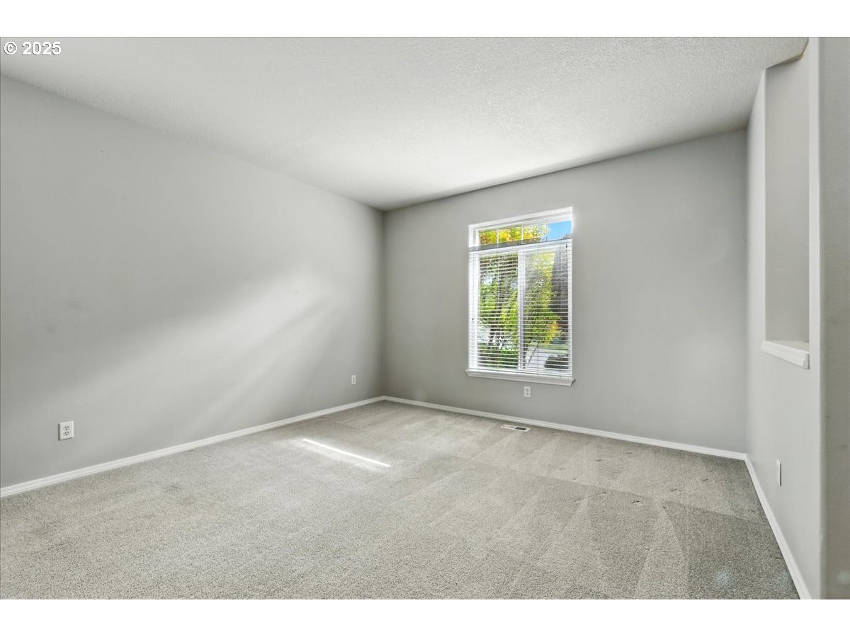 3839 Northwest 9th Loop Camas, WA 98607 - Photo 6 of 48 Gallery Image 6