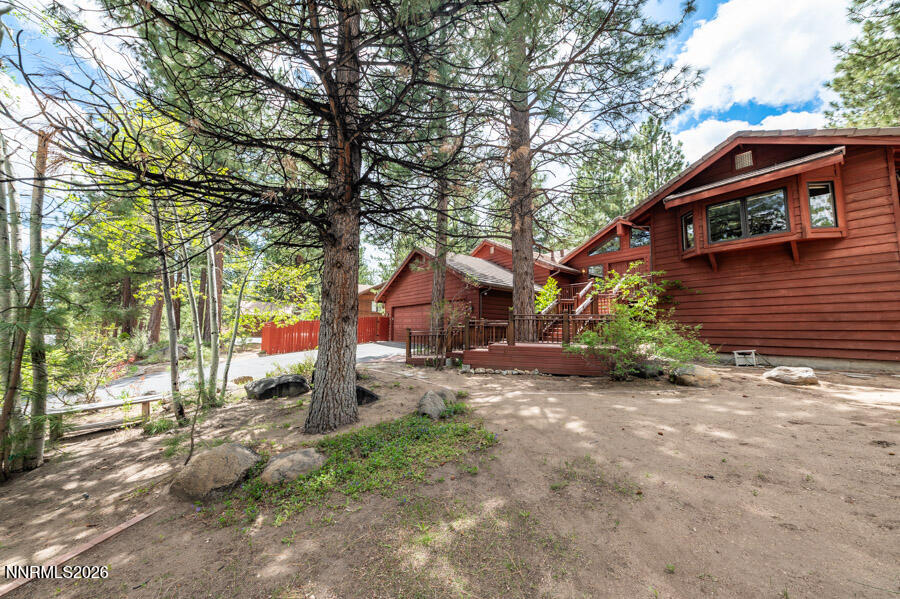 350 Black Pine Court Reno, NV 89511 - Photo 18 of 60 b-1018