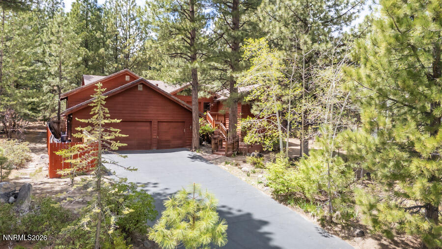 350 Black Pine Court Reno, NV 89511 - Photo 5 of 60 b-1005
