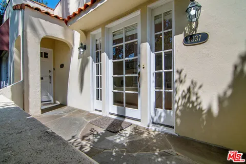 $1,995,000 | 9037 Elevado Avenue, West Hollywood, CA 90069