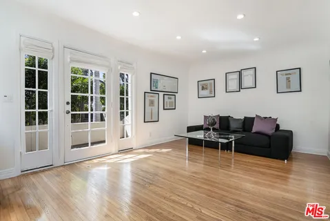 $1,995,000 | 9037 Elevado Avenue, West Hollywood, CA 90069