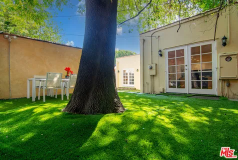 $1,995,000 | 9037 Elevado Avenue, West Hollywood, CA 90069