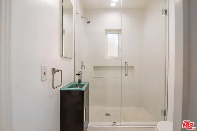 $1,995,000 | 9037 Elevado Avenue, West Hollywood, CA 90069