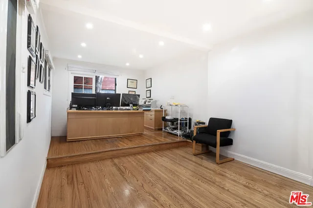 $1,995,000 | 9037 Elevado Avenue, West Hollywood, CA 90069