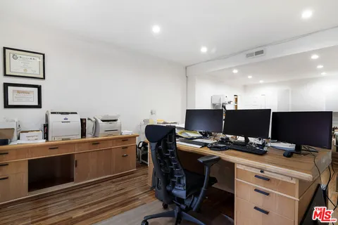 $1,995,000 | 9037 Elevado Avenue, West Hollywood, CA 90069