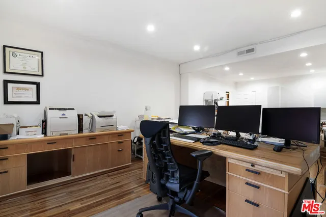 $1,995,000 | 9037 Elevado Avenue, West Hollywood, CA 90069