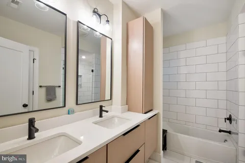 $1,250,000 | 1817 Lamont Street Northwest, Unit 1, Washington, DC 20010