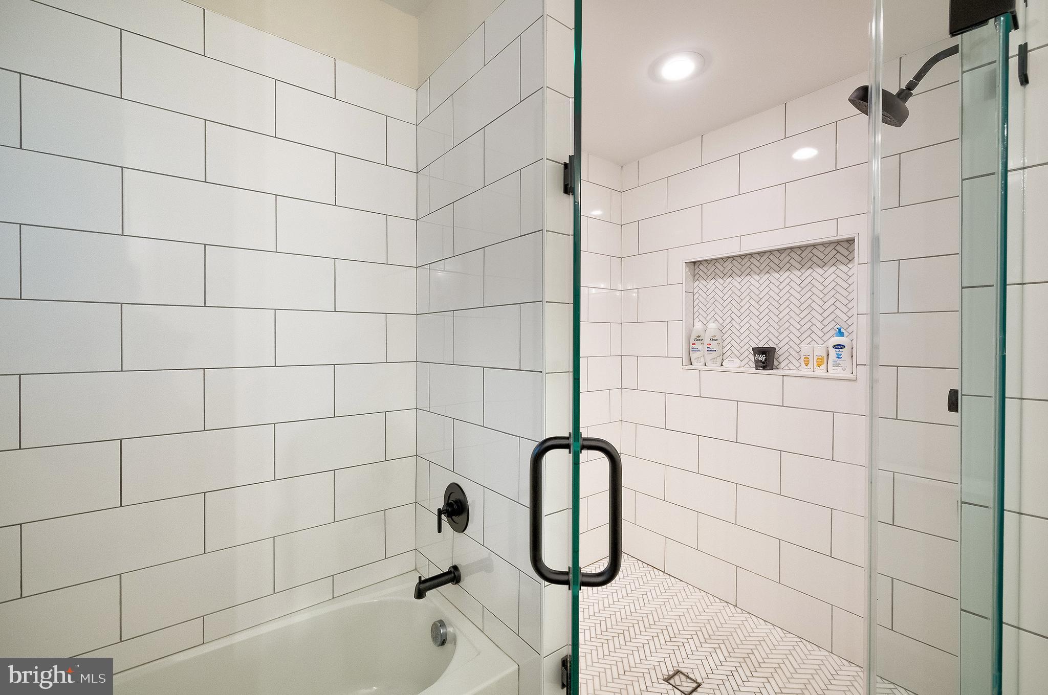 1817 Lamont Street Northwest, Unit 1 Washington, DC 20010 - Photo 32 of 45