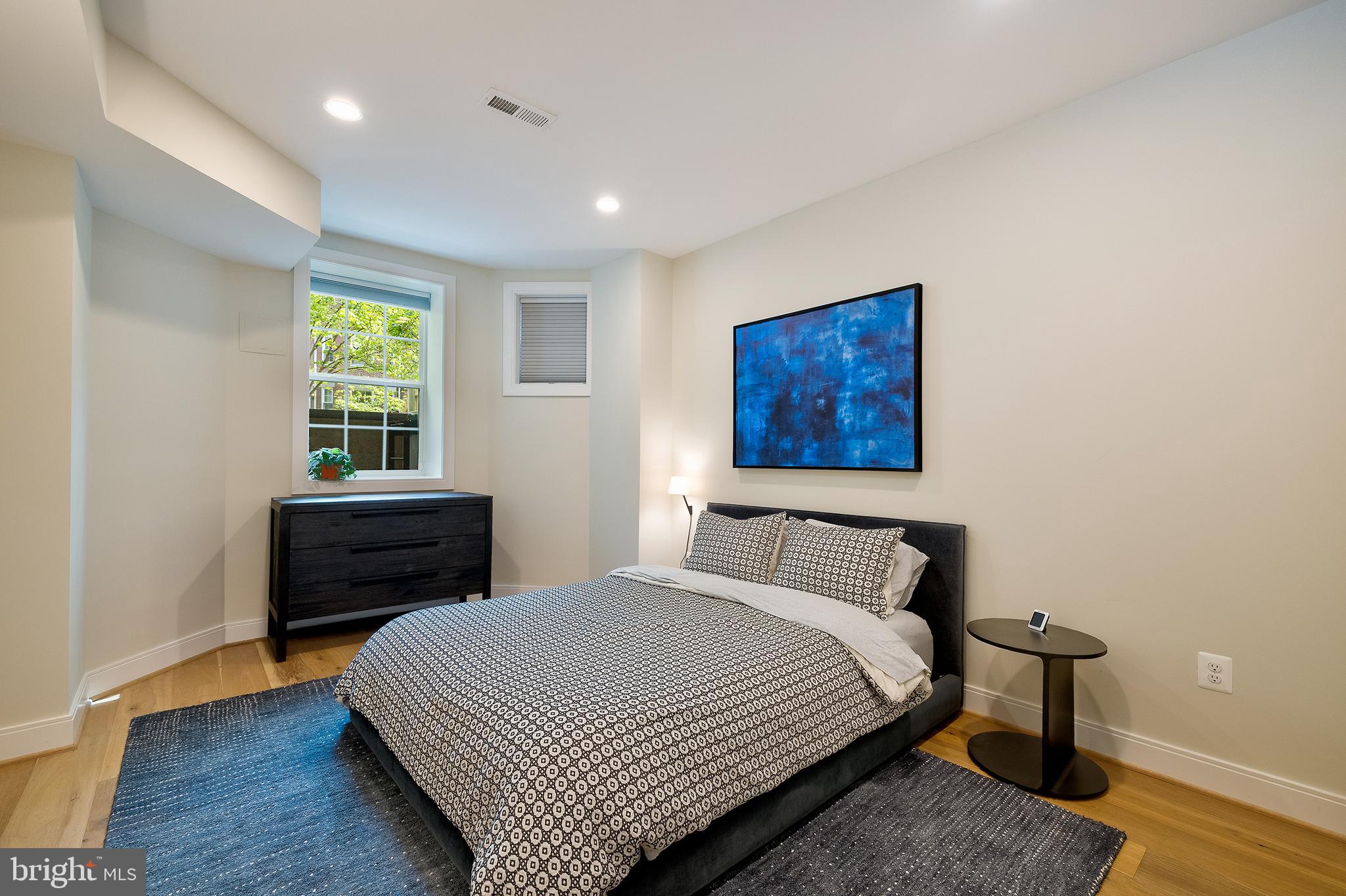 1817 Lamont Street Northwest, Unit 1 Washington, DC 20010 - Photo 34 of 45