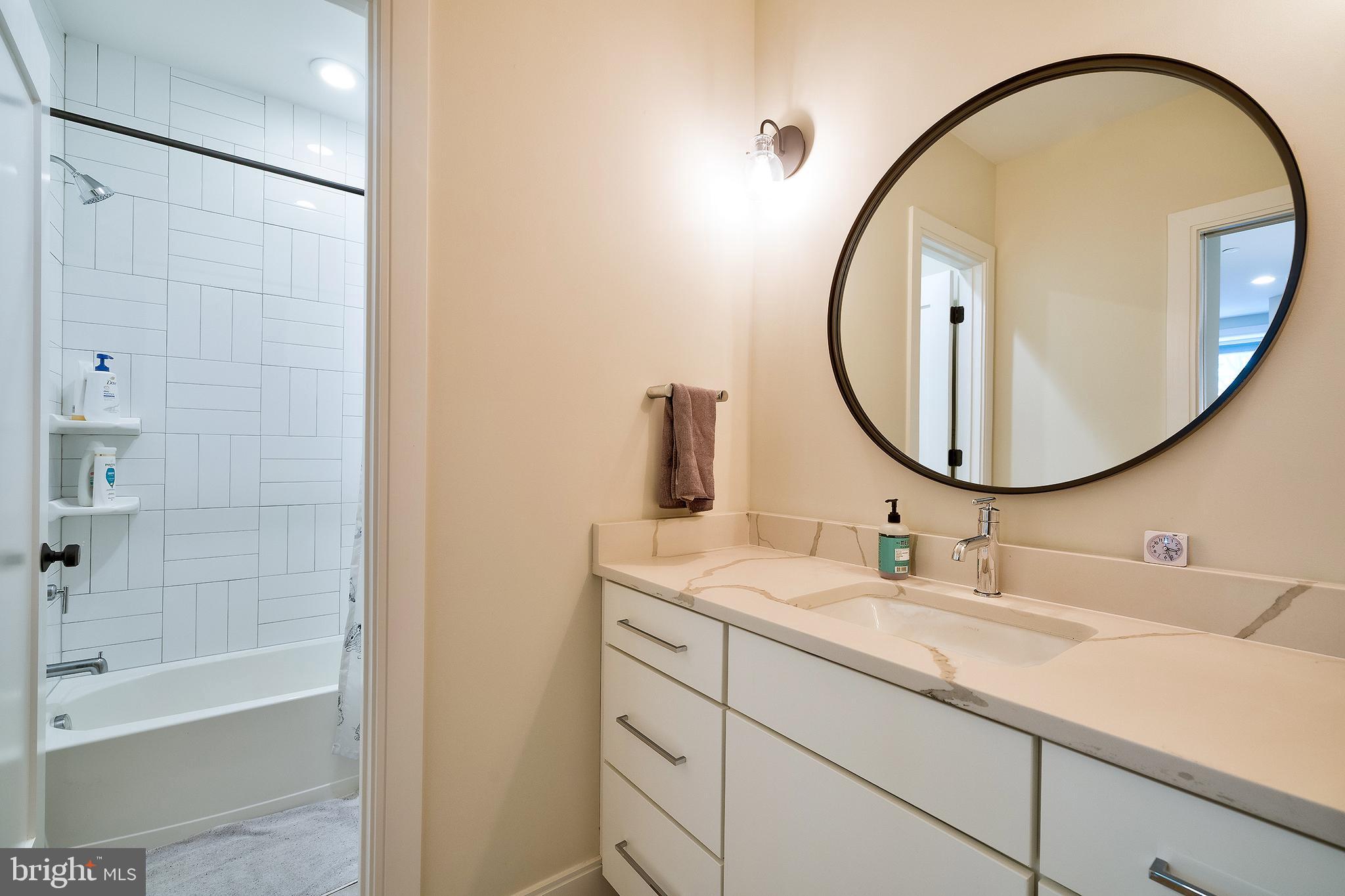 1817 Lamont Street Northwest, Unit 1 Washington, DC 20010 - Photo 36 of 45