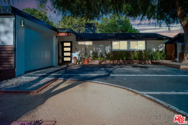 $999,999 | 6504 Rhea Avenue, Reseda, CA 91335