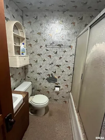 $65,000 | 1109 South Michigan Avenue, Davenport, IA 52802