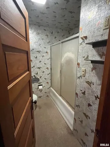 $65,000 | 1109 South Michigan Avenue, Davenport, IA 52802