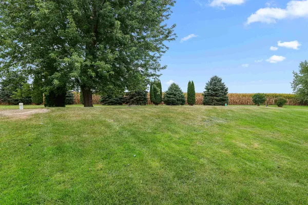 $457,900 | W11025 Glen Drive, Beaver Dam, WI 53916