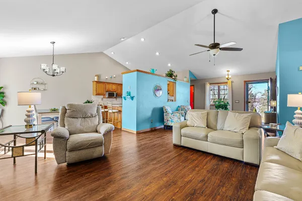 $457,900 | W11025 Glen Drive, Beaver Dam, WI 53916