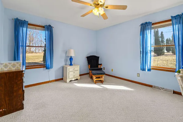 $457,900 | W11025 Glen Drive, Beaver Dam, WI 53916