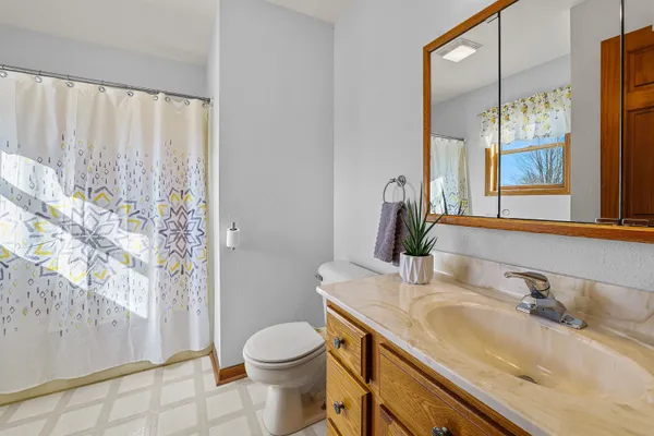 $457,900 | W11025 Glen Drive, Beaver Dam, WI 53916