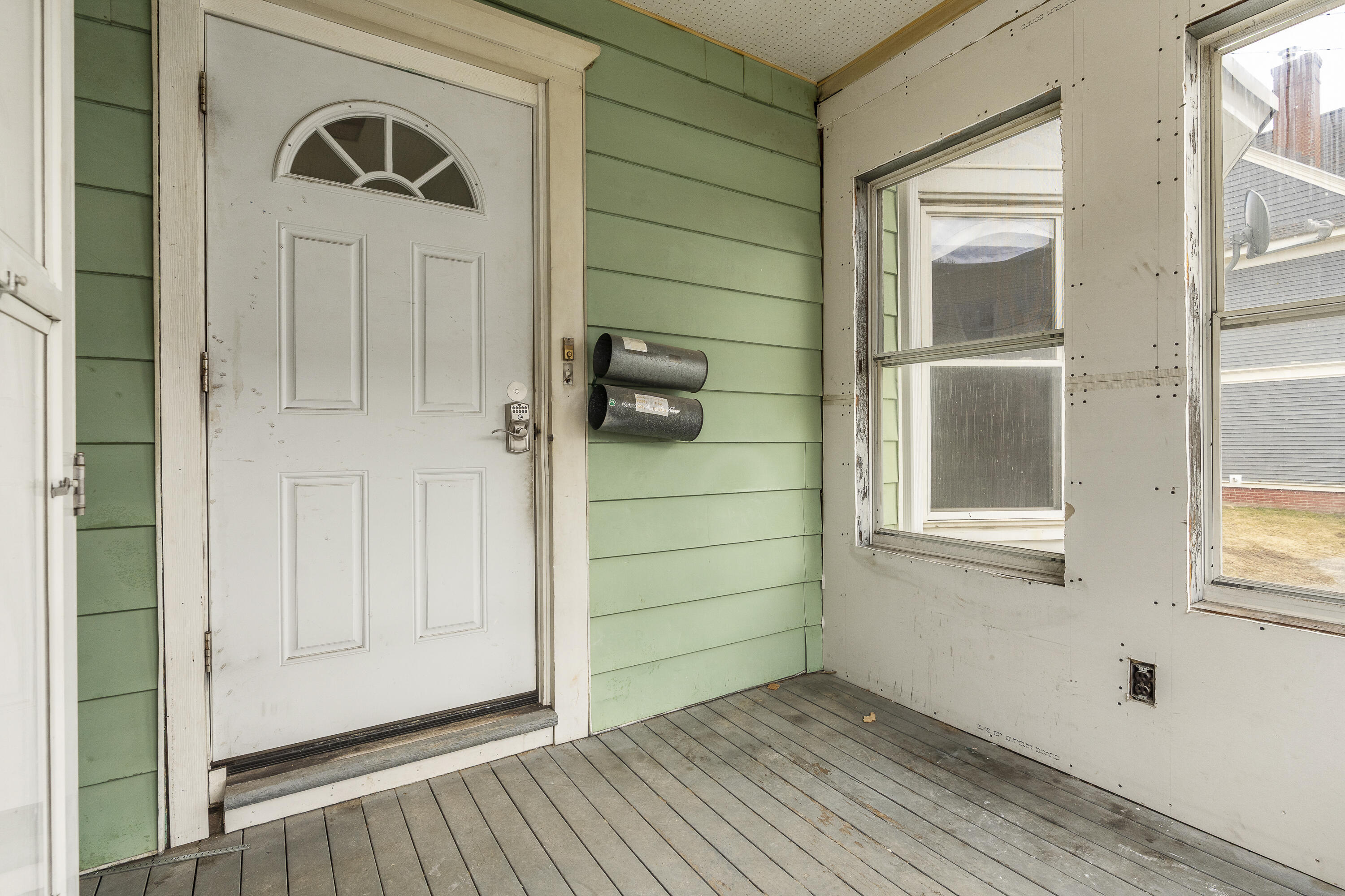 38 Jefferson Street Lewiston, ME 04240 - Photo 14 of 77 14-38 Jefferson St, Lewiston, ME-TP