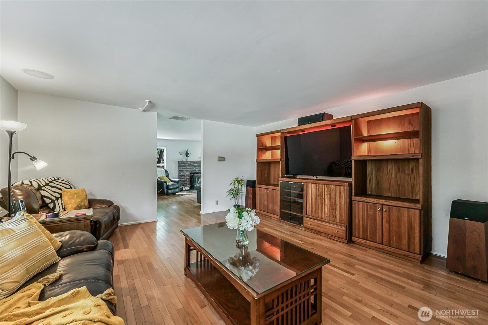 23326 Southeast 199th Street Maple Valley, WA 98038 - Photo 5 of 37