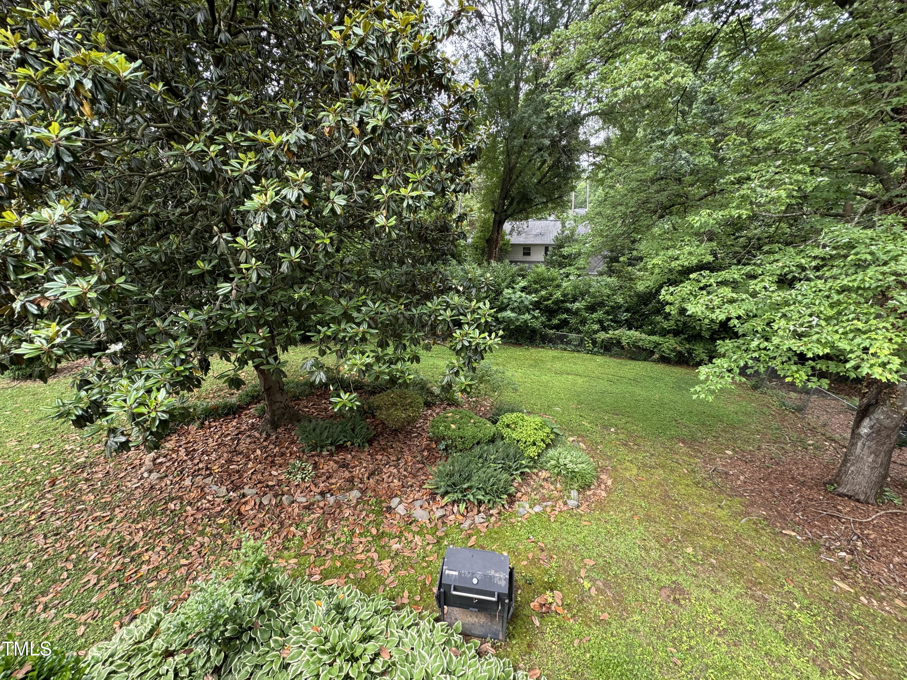 1513 Shelley Road Raleigh, NC 27612 - Photo 23 of 24 a garden view