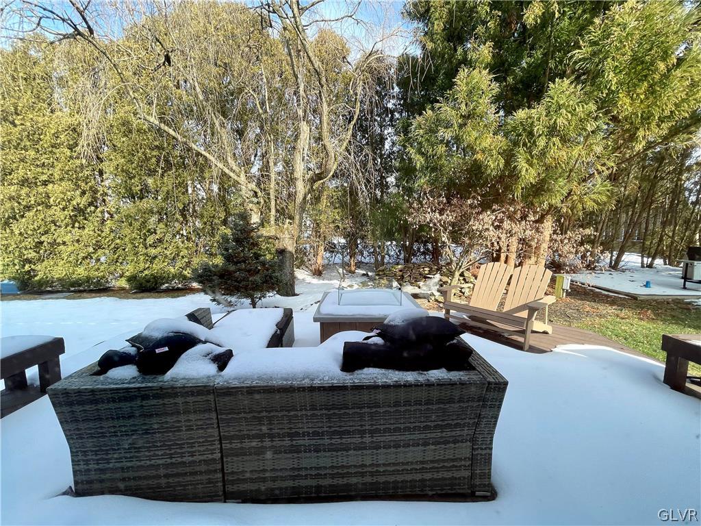 3401 Darien Road Bethlehem, PA 18020 - Photo 25 of 30 Deck