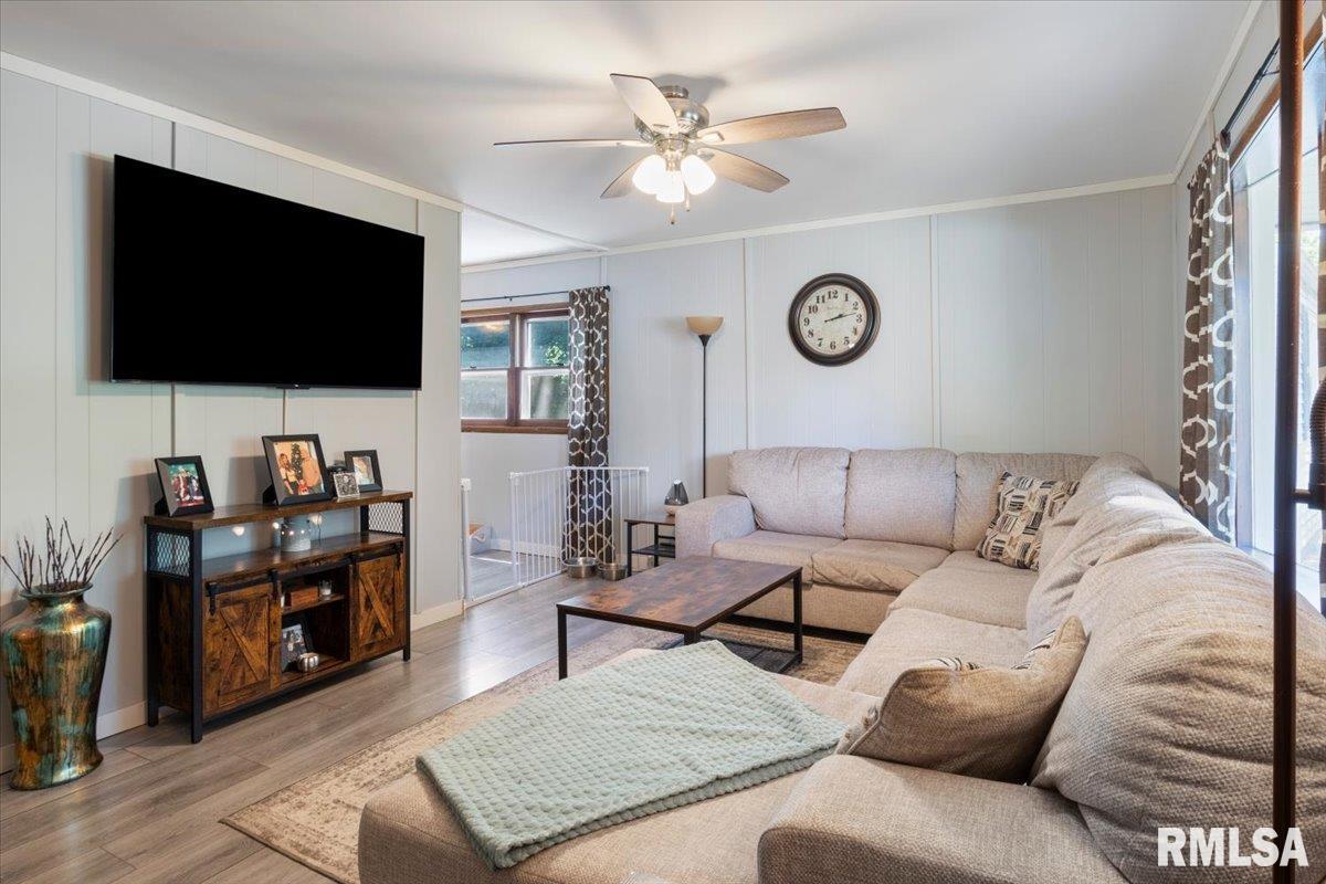48 Beverly Drive Springfield, IL 62702 - Photo 6 of 33 Gallery Image 6