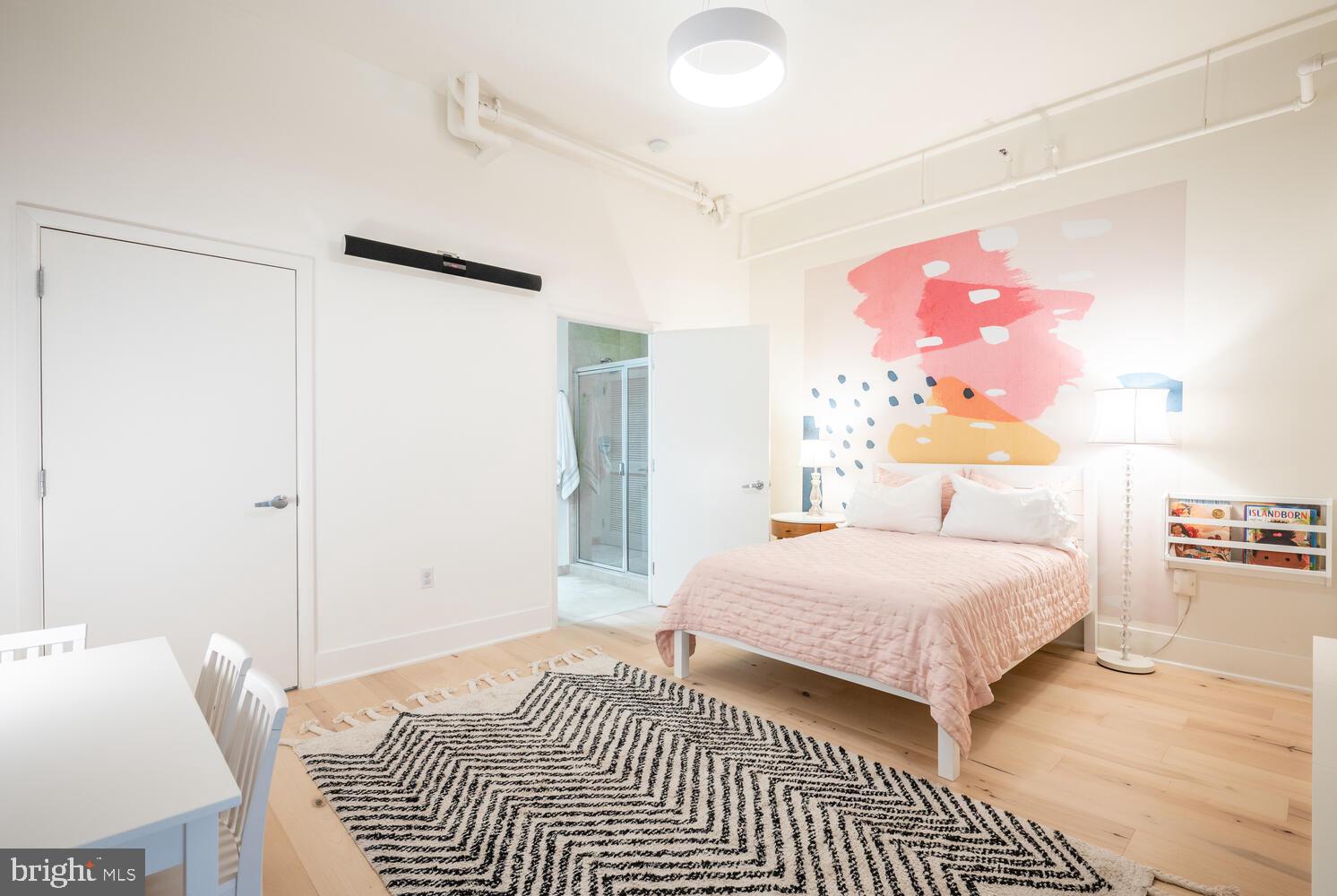 1700 Kalorama Road Northwest, Unit 308 Washington, DC 20009 - Photo 23 of 33 Massive Second Bedroom Suite