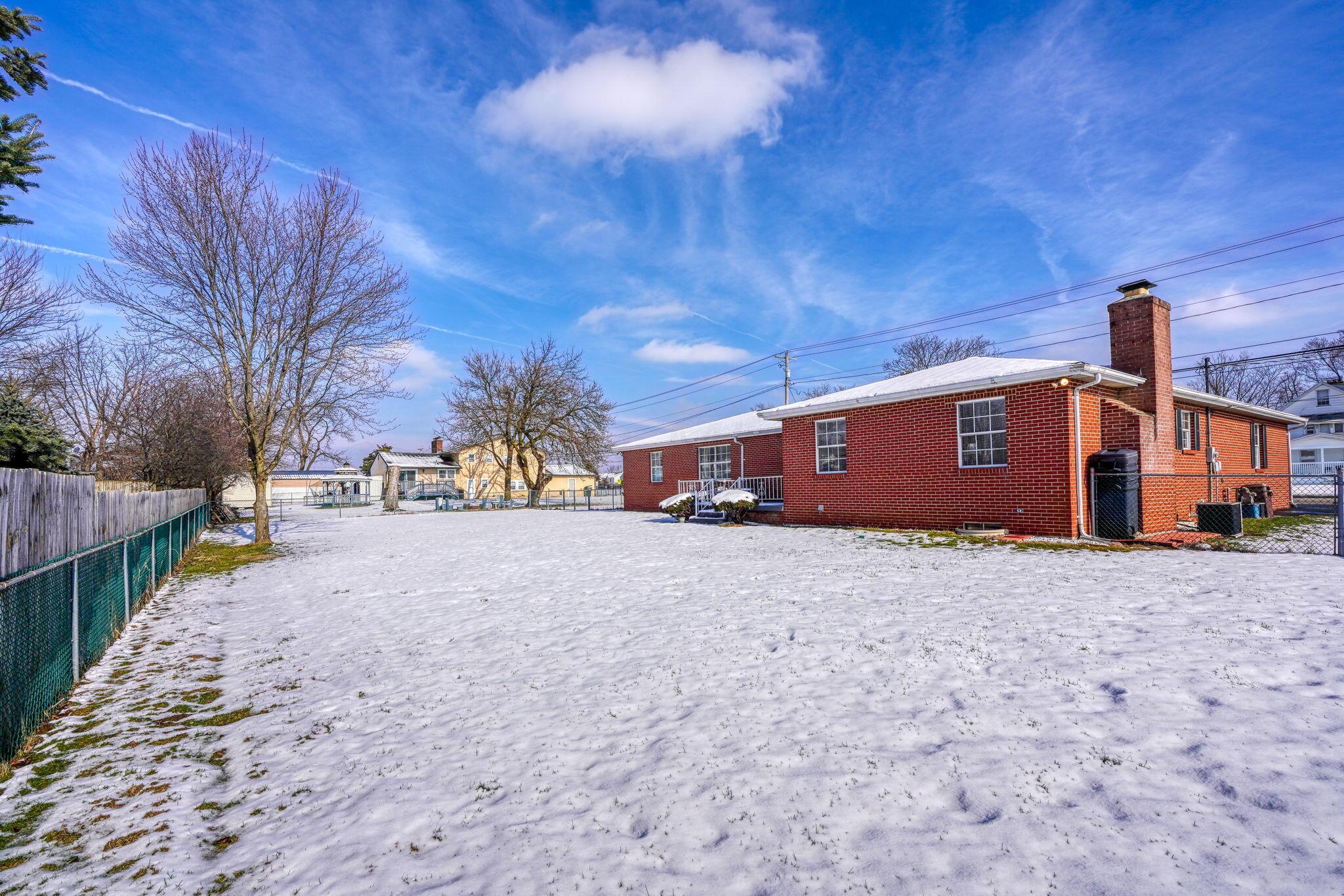 271 Norton Road Columbus, OH 43228 - Photo 39 of 41 271 Norton Road (12)