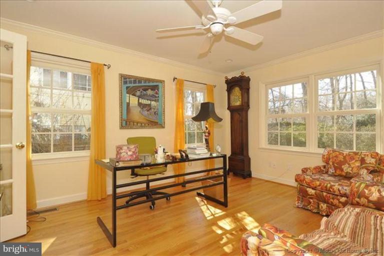 4604 Tournay Road Bethesda, MD 20816 - Photo 12 of 23 Study