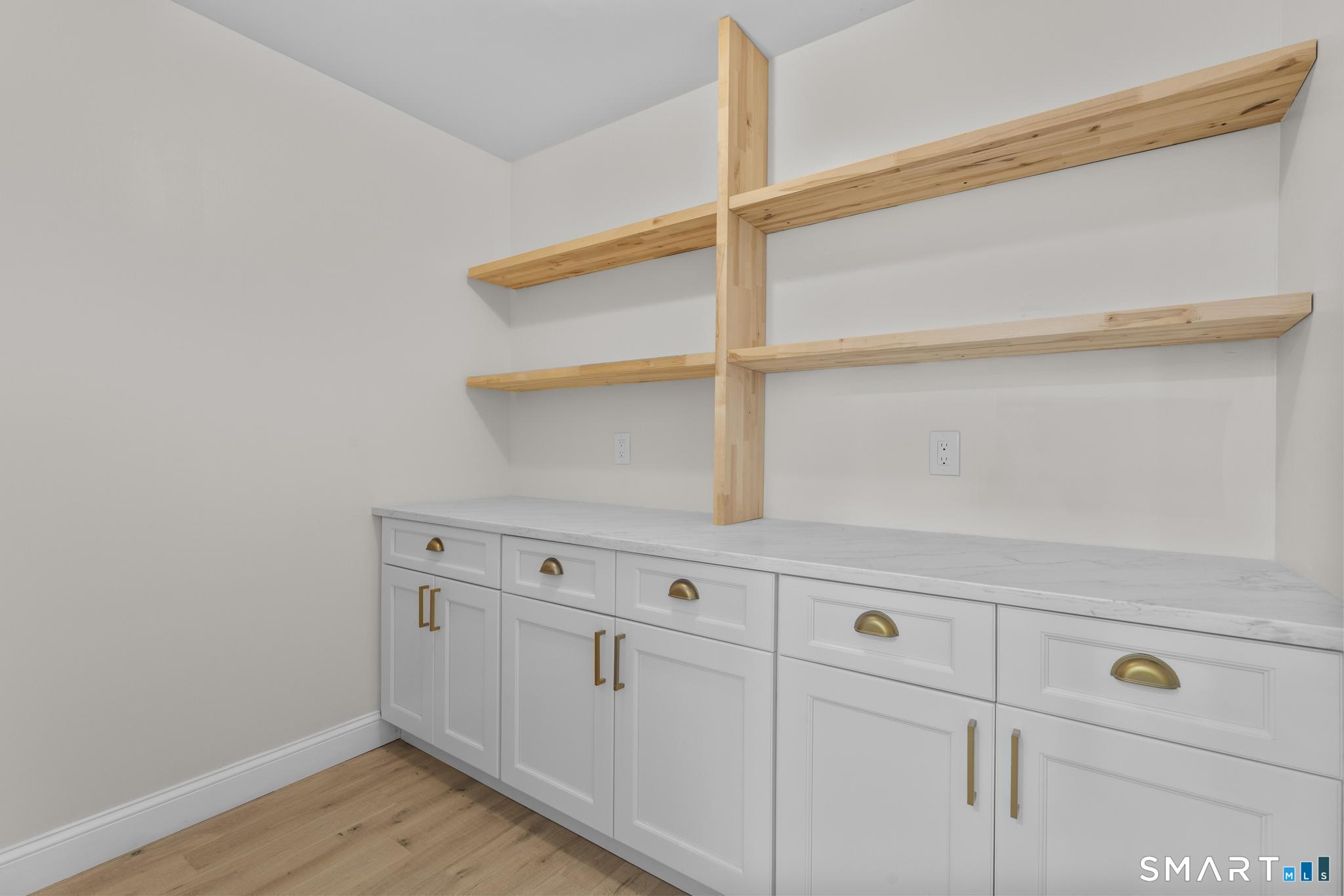 120 Ivy Hill Road Ridgefield, CT 06877 - Photo 10 of 39 Gallery Image 10