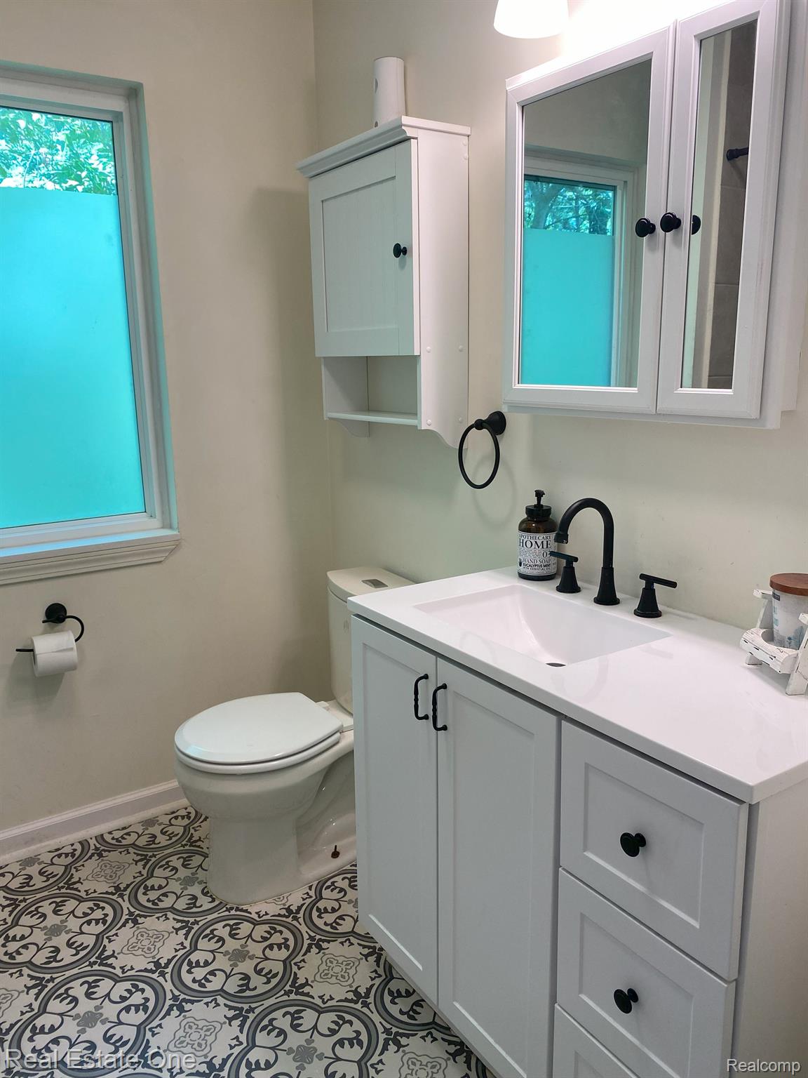 8490 Eaton Road Davisburg, MI 48350 - Photo 25 of 34 Full Bath