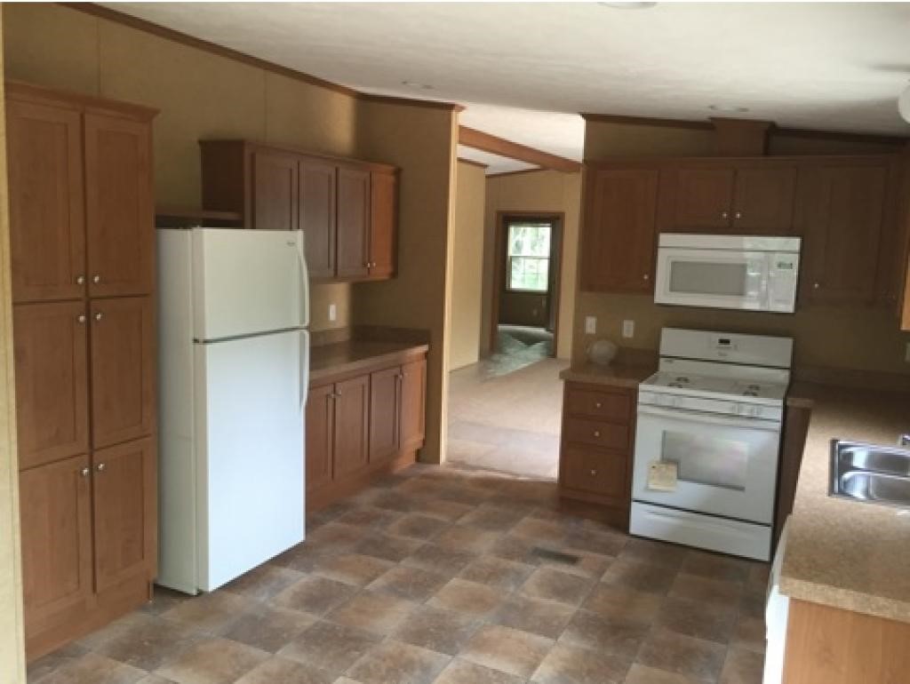 389 Chadbourne Ridge Road Waterboro, ME 04061 - Photo 4 of 20 Gallery Image 4