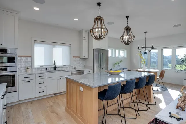 $825,000 | 6259 John F Kennedy Drive, DeForest, WI 53532