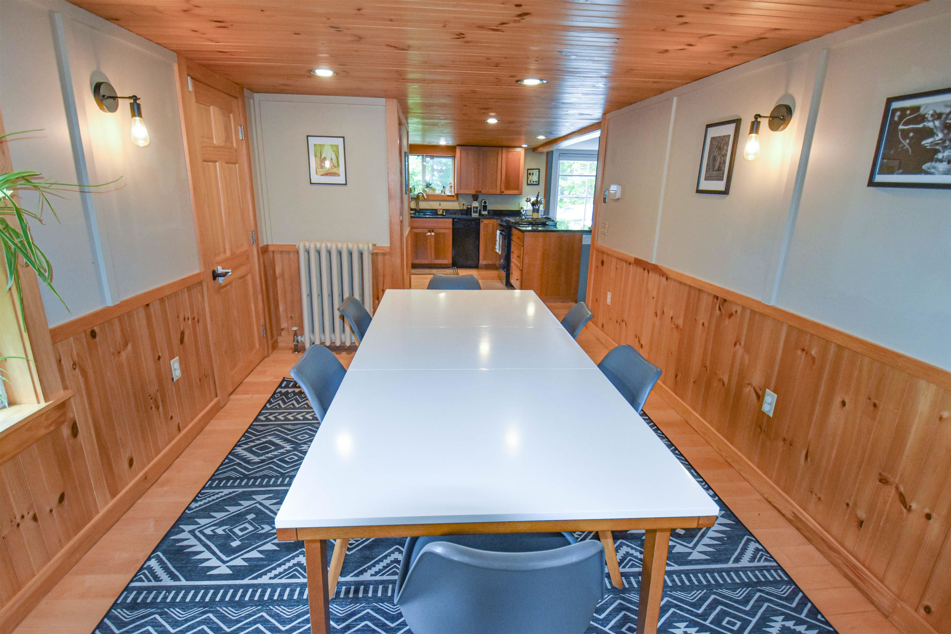 8 Plains Road Jericho, VT 05465 - Photo 4 of 37