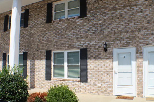 $1,100 | 730 Sir Echo Drive, Unit 4, Kingsport, TN 37663