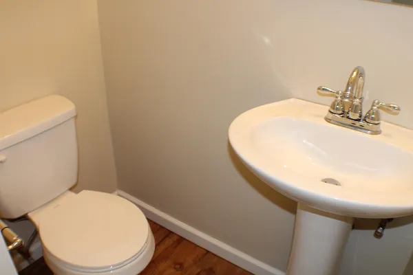 $1,100 | 730 Sir Echo Drive, Unit 4, Kingsport, TN 37663