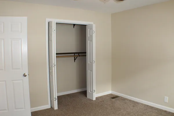 $1,100 | 730 Sir Echo Drive, Unit 4, Kingsport, TN 37663