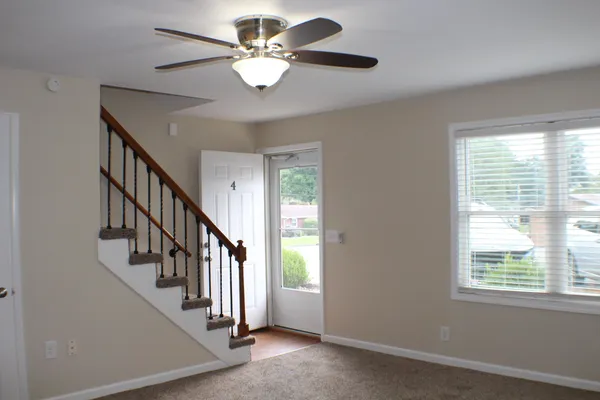 $1,100 | 730 Sir Echo Drive, Unit 4, Kingsport, TN 37663