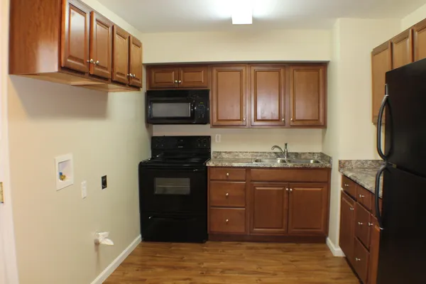 $1,100 | 730 Sir Echo Drive, Unit 4, Kingsport, TN 37663