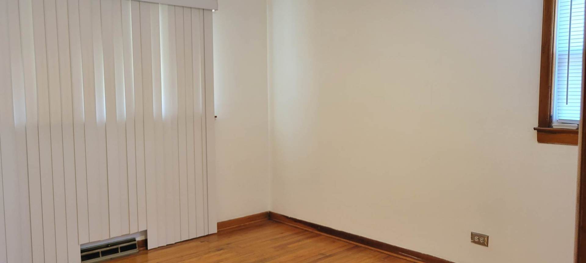 7129 Clarendon Hills Road Darien, IL 60561 - Photo 4 of 9 a view of a room with wooden floor