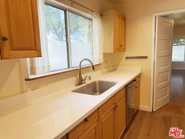 $5,500 | 103 North Chester Avenue, Pasadena, CA 91106