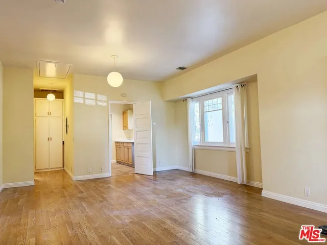 $5,500 | 103 North Chester Avenue, Pasadena, CA 91106