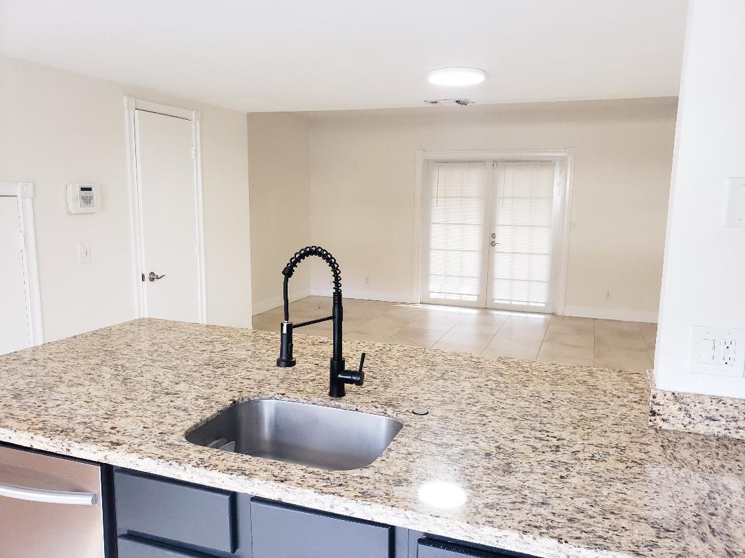 89 Southwest 3rd Street Pompano Beach, FL 33060 - Photo 9 of 21 Photo 9