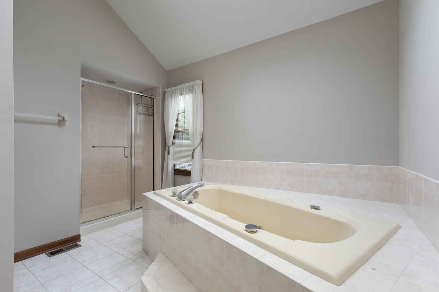 1756 East Bailey Road Naperville, IL 60565 - Photo 26 of 34